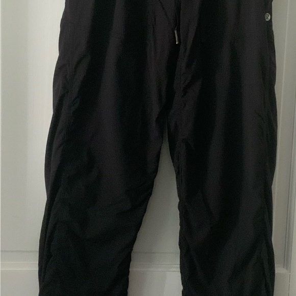 Lululemon - Picture 1 of 4